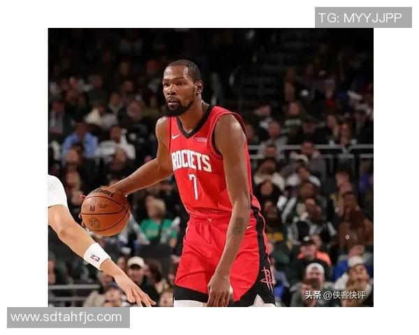 122-115逆转！火箭胜雄鹿，篮板优势大，杜兰特点赞新秀谢泼德