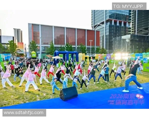 南京街舞队在极限运动嘉年华中的成长与蜕变精彩故事分享
